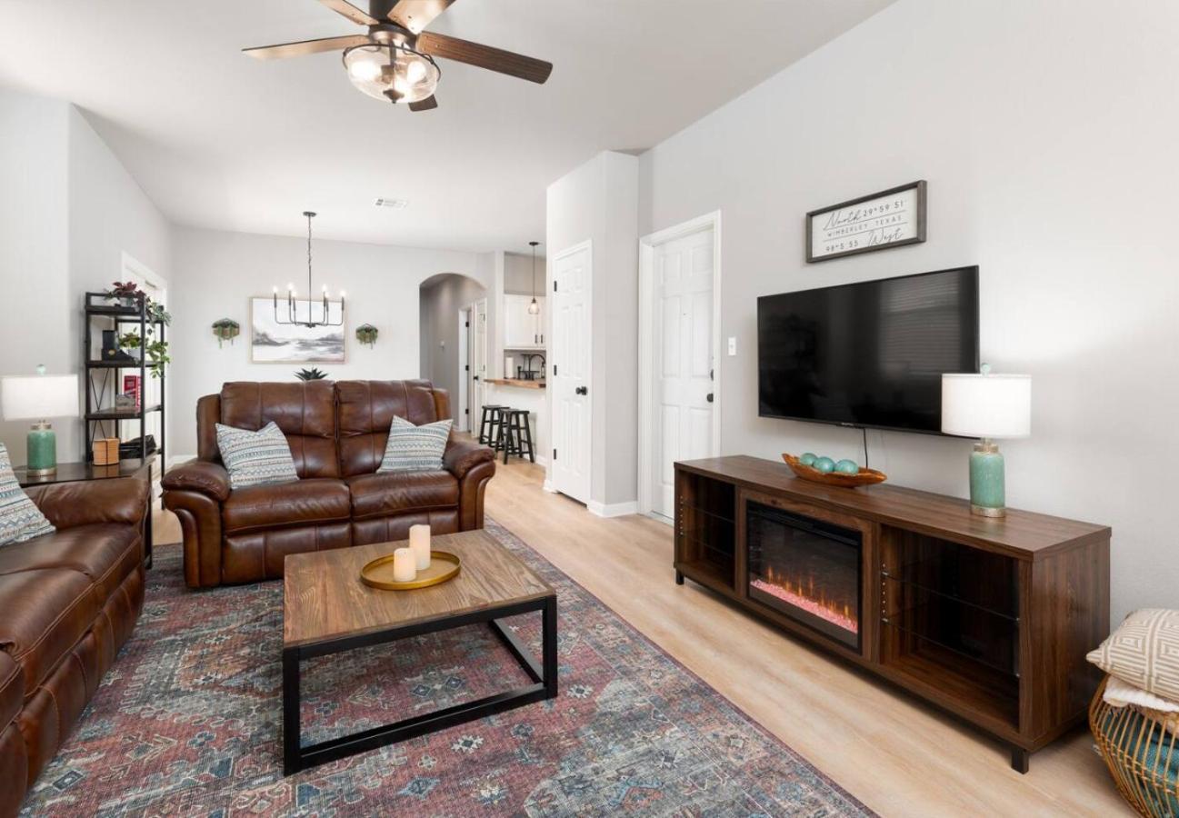 The Lodge At Little Ranches Central Sleeps 26 Wimberley Exterior foto